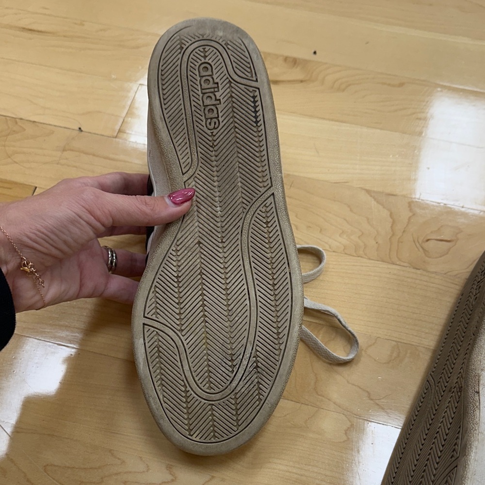 Adidas Memory Foam Sneakers! - Picture 10 of 11